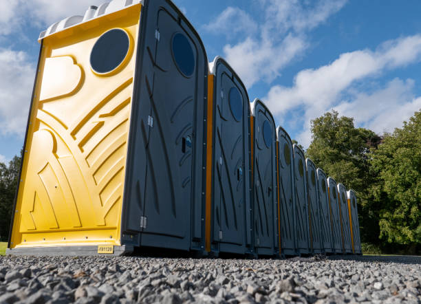 Best Standard Portable Toilet Rental  in Spicer, MN
